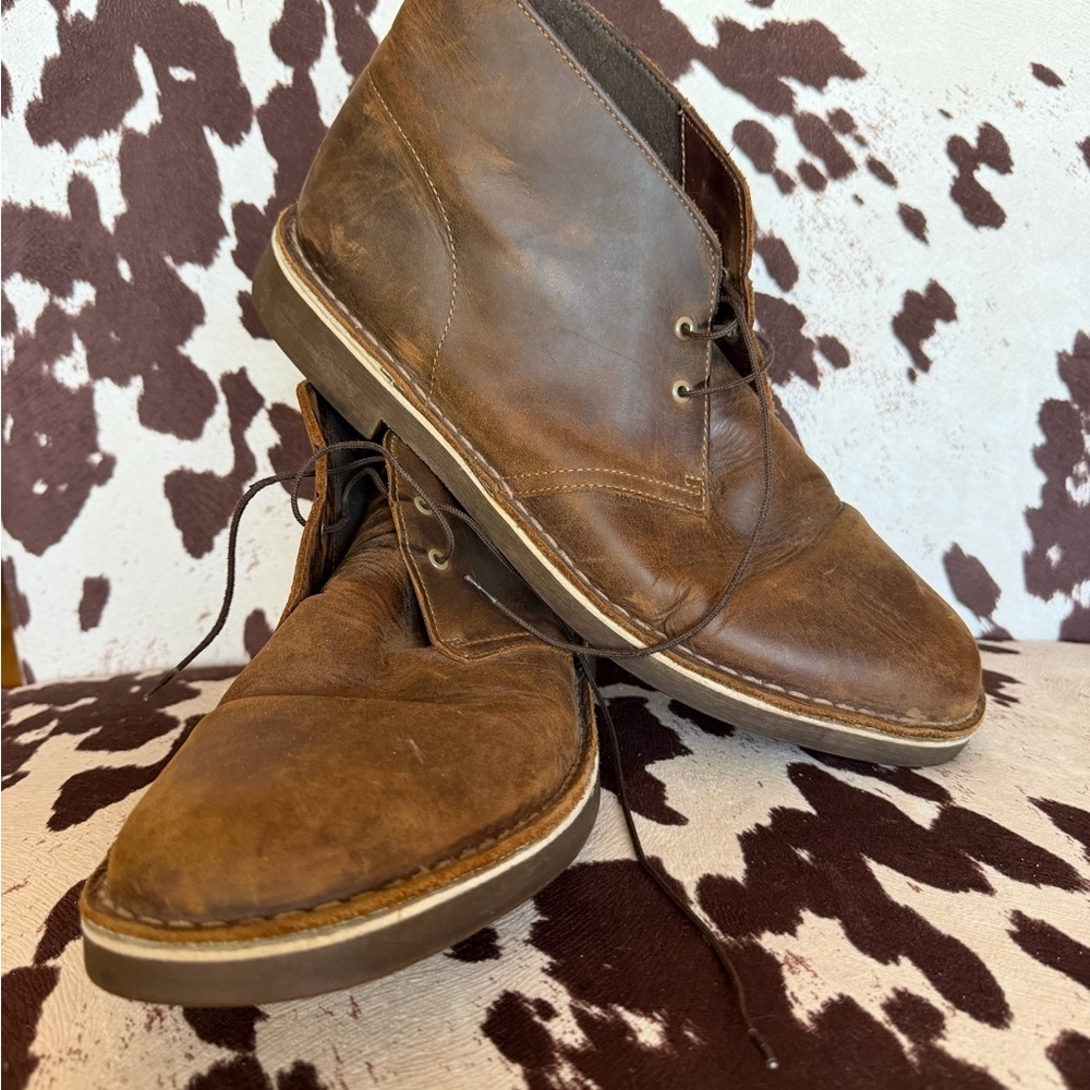 Clarks Brown Leather Chukka Boots Men's Size 10.5 Desert Boots